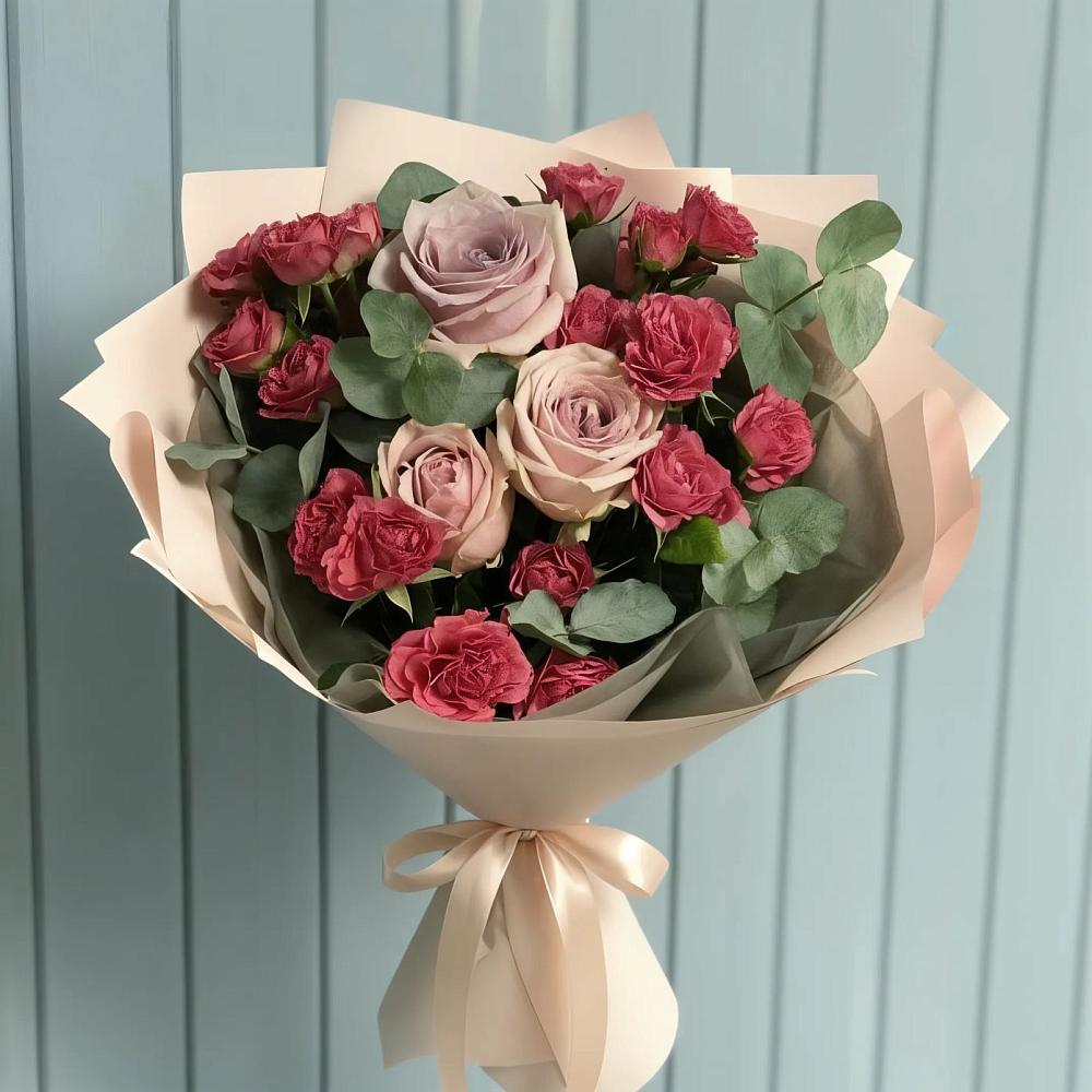 Букет цветов из: Гвоздики и Розы в Юго-Камский