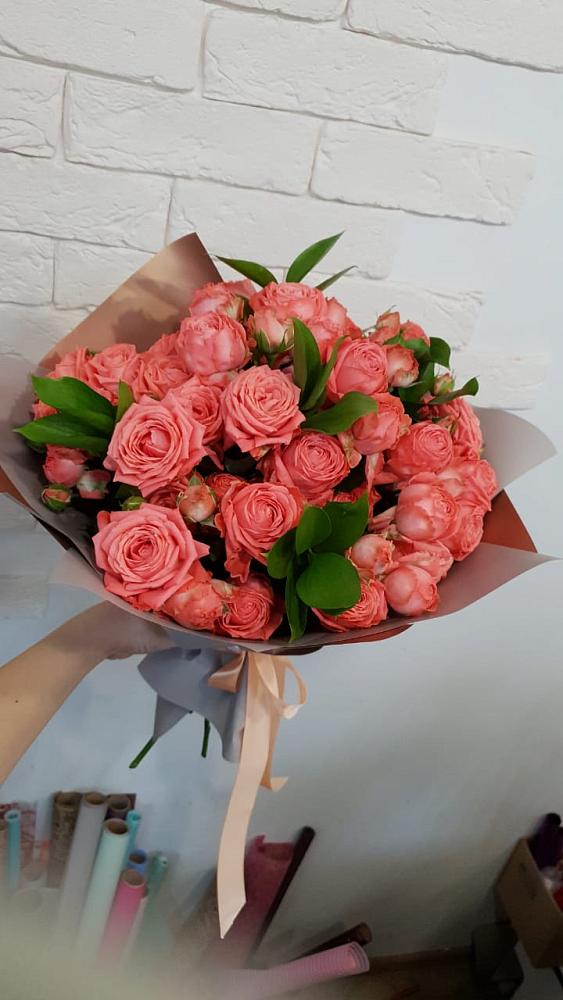 Букет цветов из: Розы в Юго-Камский