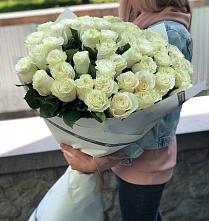 Букет 35 Белых роз в Юго-Камский