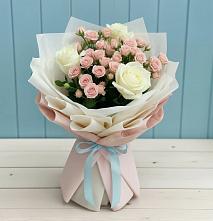 Букет цветов из:  Розы #REPLACE_PRED# Юго-Камский