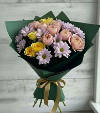 Букет цветов из:  Хризантемы и Розы в Юго-Камский