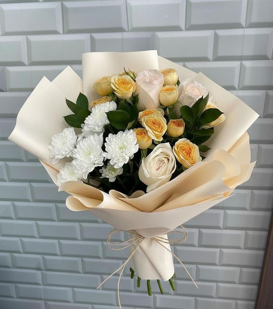 Букет цветов из: Розы и Хризантемы в Юго-Камский