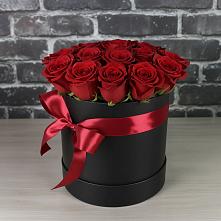 Цветочная композиция из Розы в шляпной коробке #REPLACE_PRED# Юго-Камский