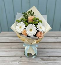 Букет цветов из:  Герберы, Розы и Хризантемы в Юго-Камский